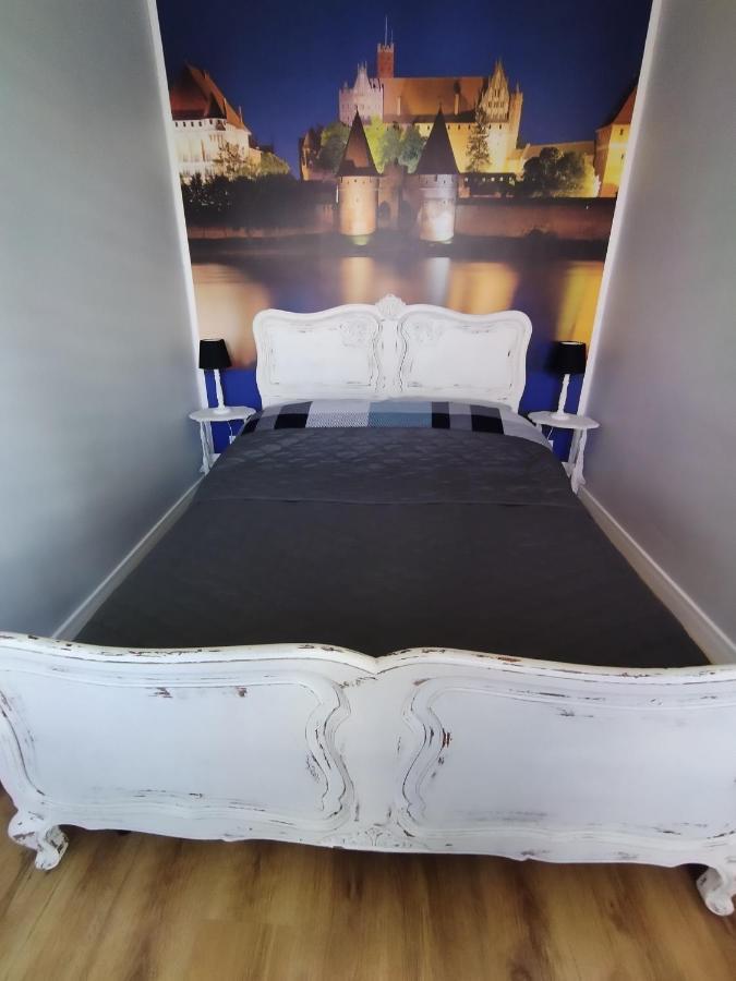 Apartament Przy Zamku Krzyzackim マルボルク エクステリア 写真